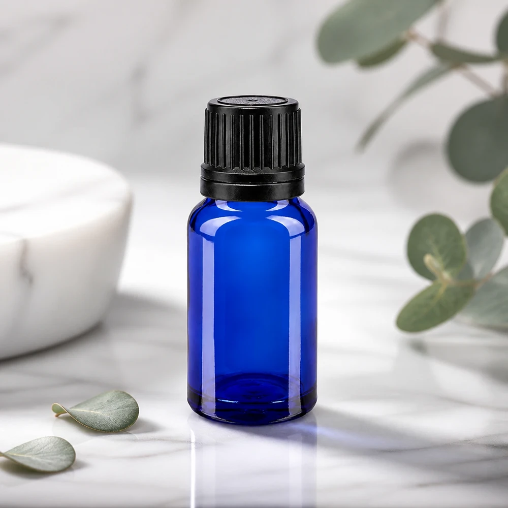 Apothekersflesje van 10 ml, blauw met zwarte dop, ideaal voor cosmetica en natuurgeneeskunde
