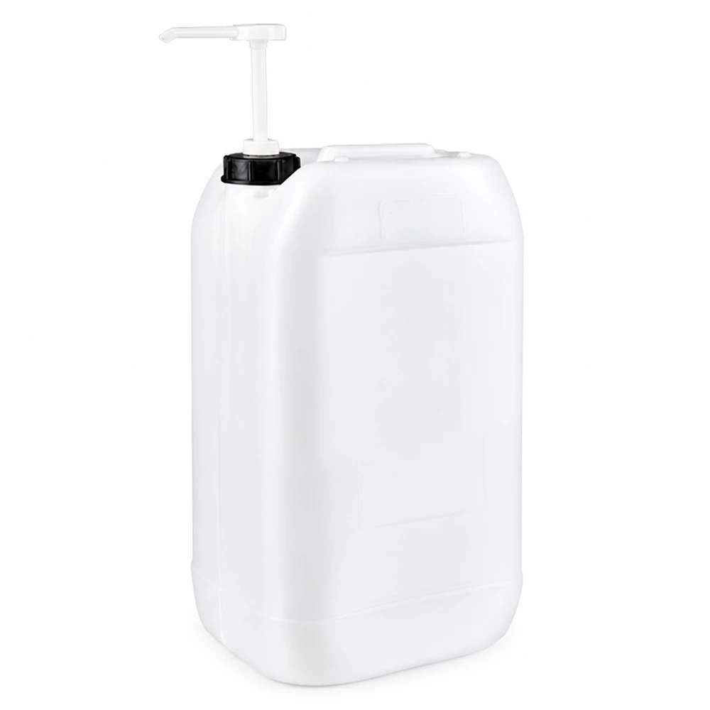 Stevige Hobbock van 15 liter, gemaakt van voedselveilige HDPE-kunststof in het wit, met geïntegreerde doseerpomp