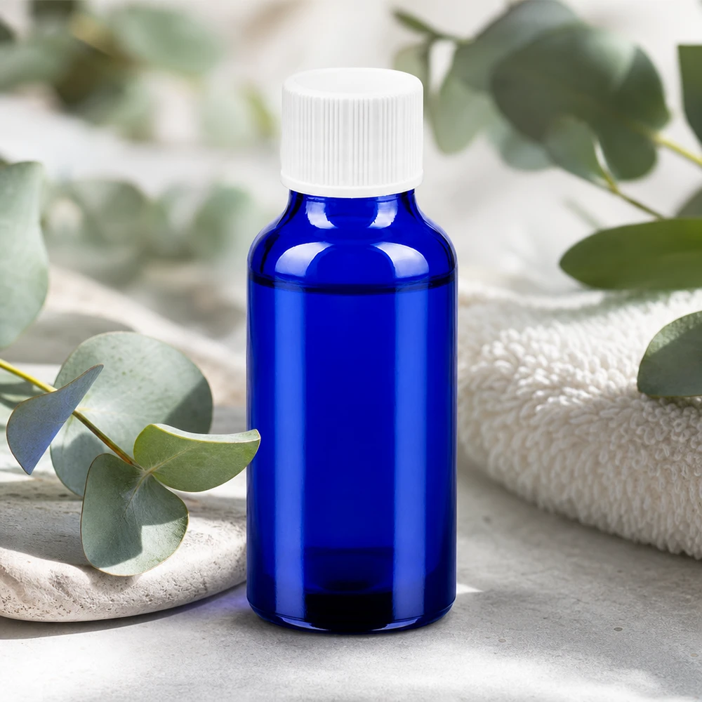 Robuust 20ml flesje van blauw glas met stevige dop voor onderweg
