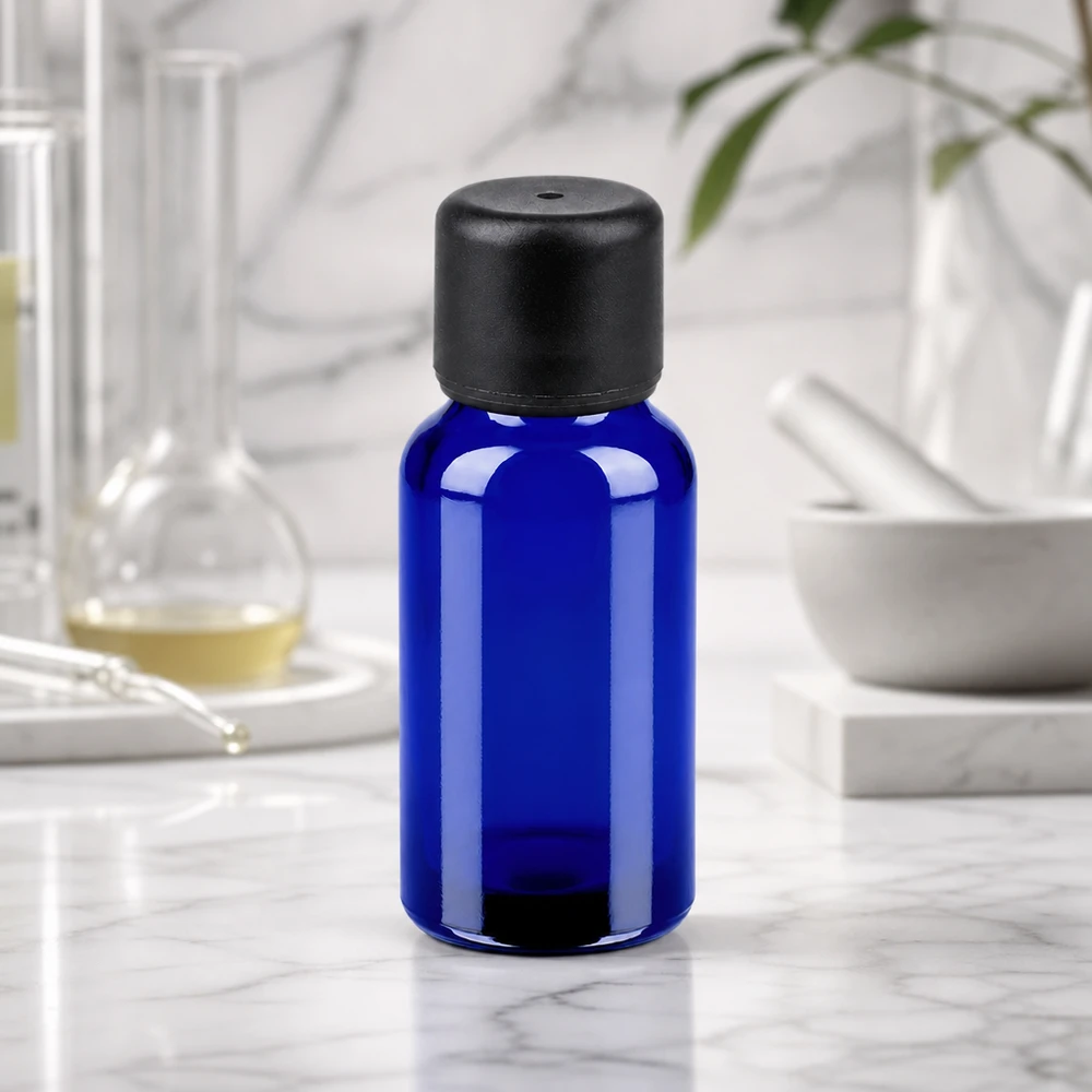 Glazen flesje van 20 ml in een intens blauwe kleur met 6 mm dop voor optimale bescherming tegen de effecten van licht