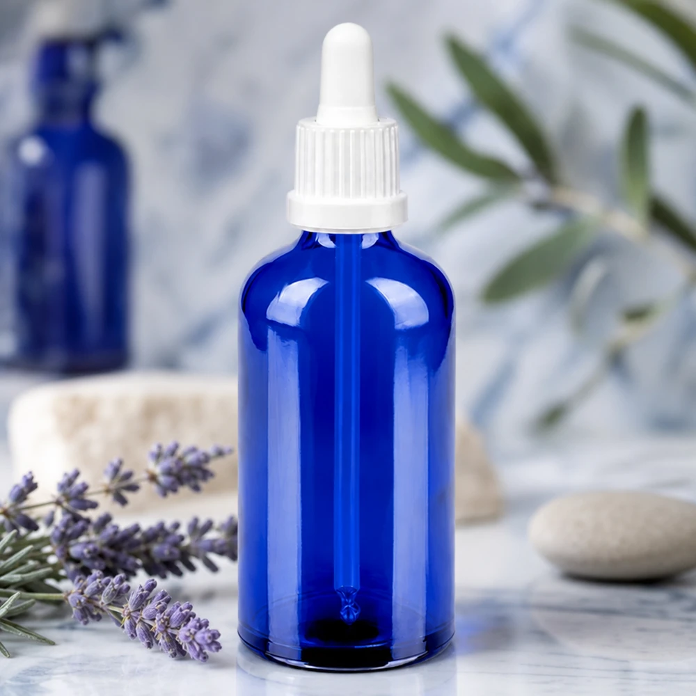100ml pipetfles wit OV BlueLine UT18/100 Mondgeblazen blauw glazen fles 100ml met precieze witte pipet BlueLine UT18/100