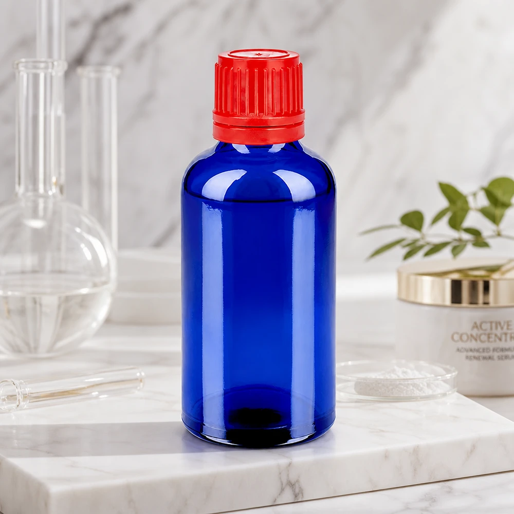 Handig 50ml glazen flesje met antislip gegroefde rode dop SV 11mm OV BlueLine UT18/50