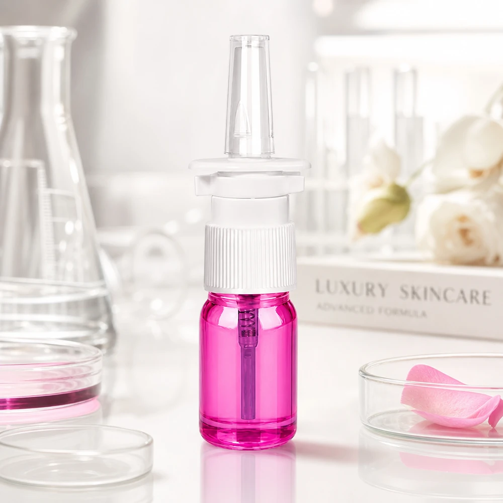 Hygiënisch neussprayflesje 5ml met antimicrobieel paars oppervlak en veilige dop