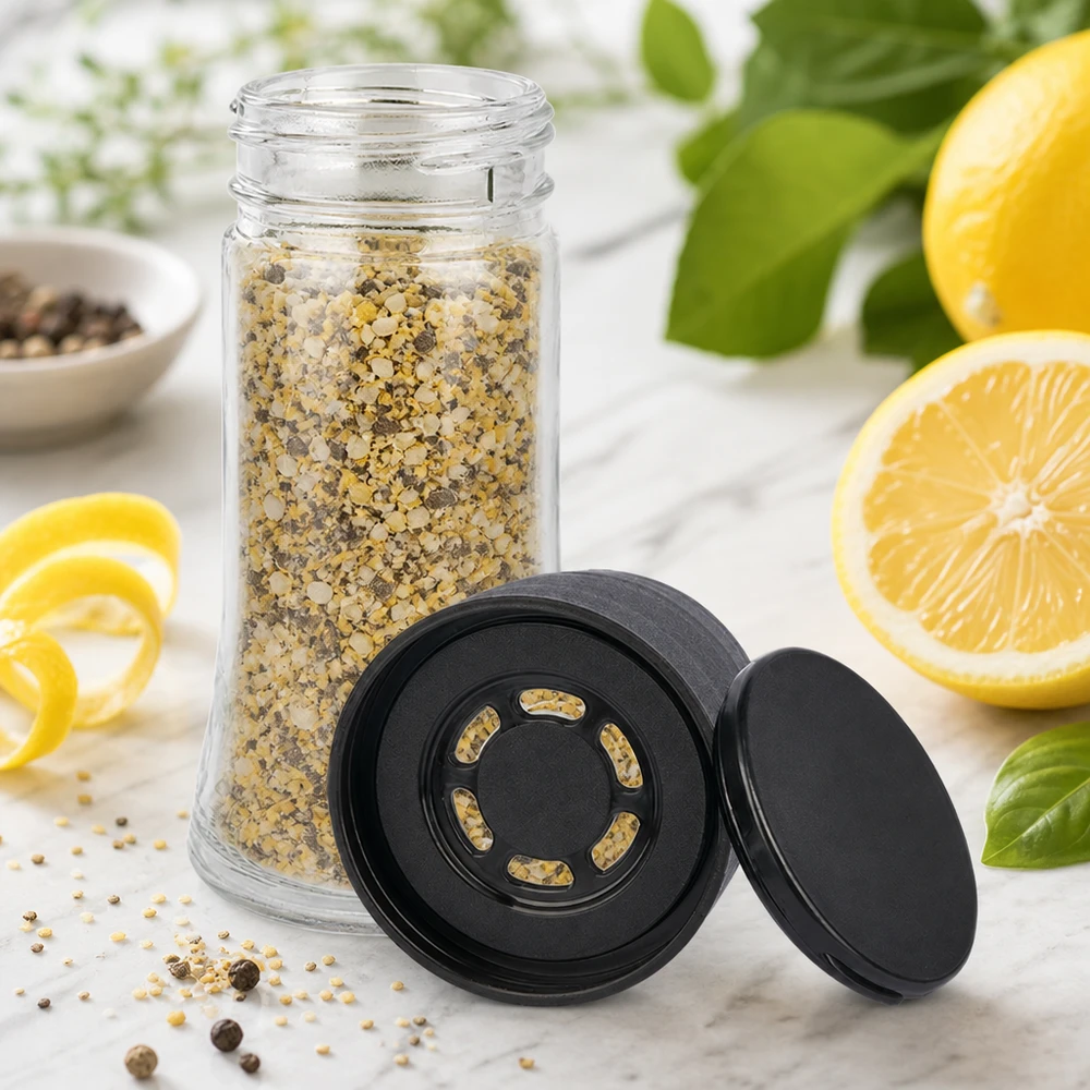 Compacte voorraadpot van 95 ml met afneembare zwarte molen voor grof zeezout