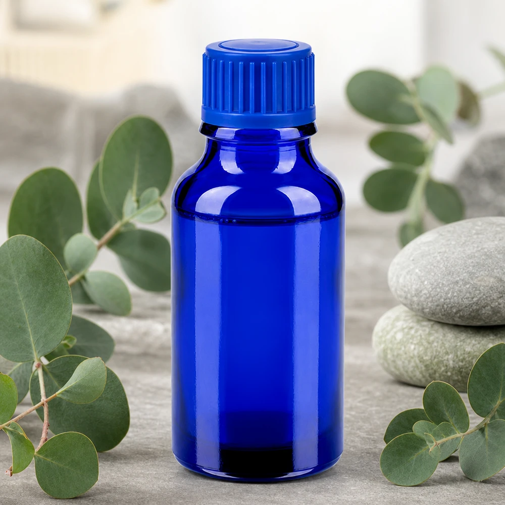 20 ml apothekersflesje van UV-beschermend blauw glas met geribbelde schroefdop