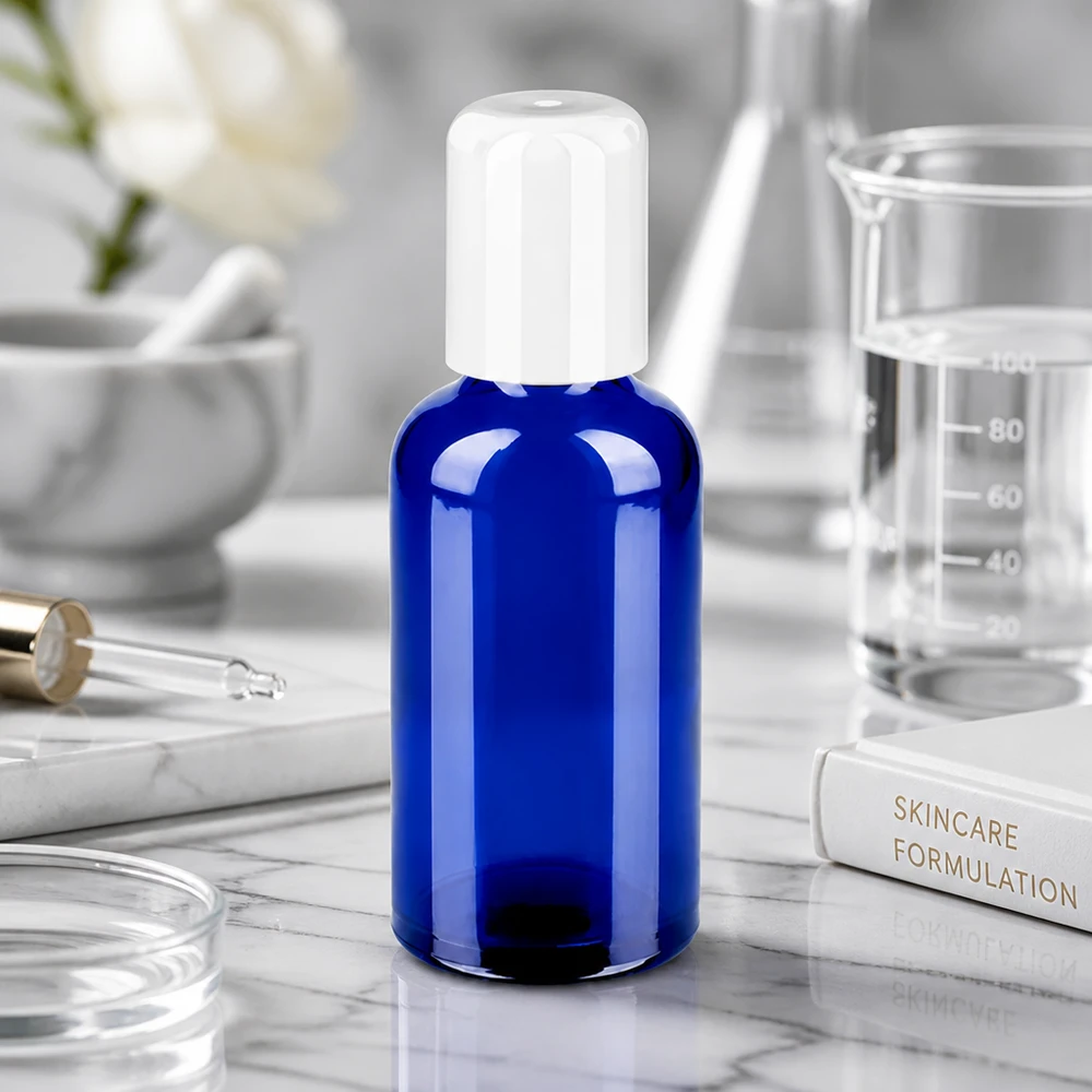 50ml rolfles wit STD BlueLine UT18/50 50ml rolcontainer van stevig glas met witte UT18/50 dop voor het veilig bewaren van het product