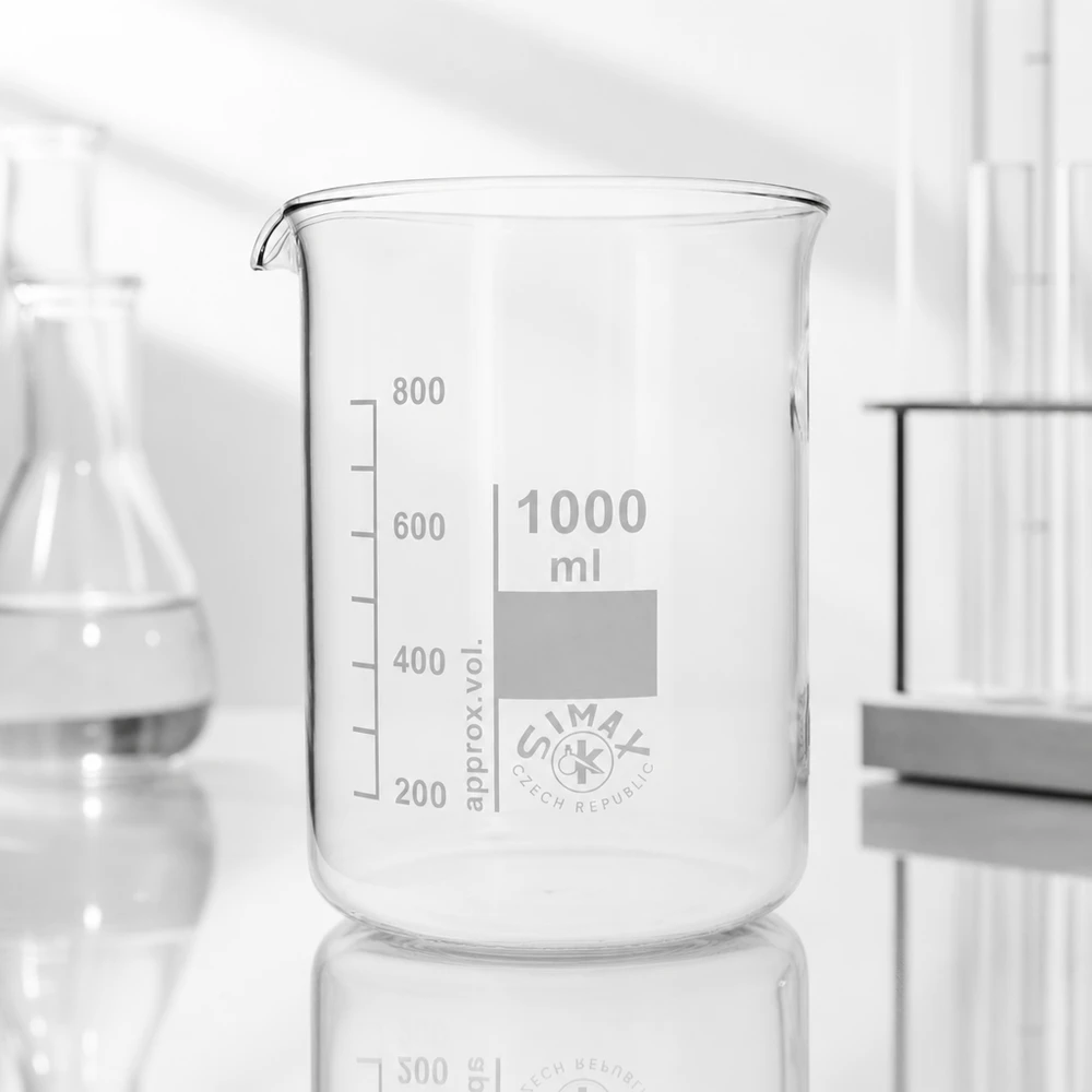 Transparante beker 1000ml met schenktuit en volumemarkeringen voor nauwkeurige metingen