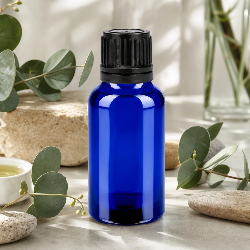 20ml fles 11mm SV zwart OV BlueLine UT18/20 Klein blauw glazen flesje van 20 ml met zwarte dop, perfect voor doe-het-zelf cosmetica en serums