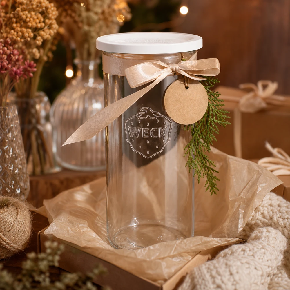 1500ml stortglas met vershouddeksel WECK RR100 WECK 1500ml RR100 bekers versierd voor Kerstmis met een strikhanger en sparrentak als cadeau-idee