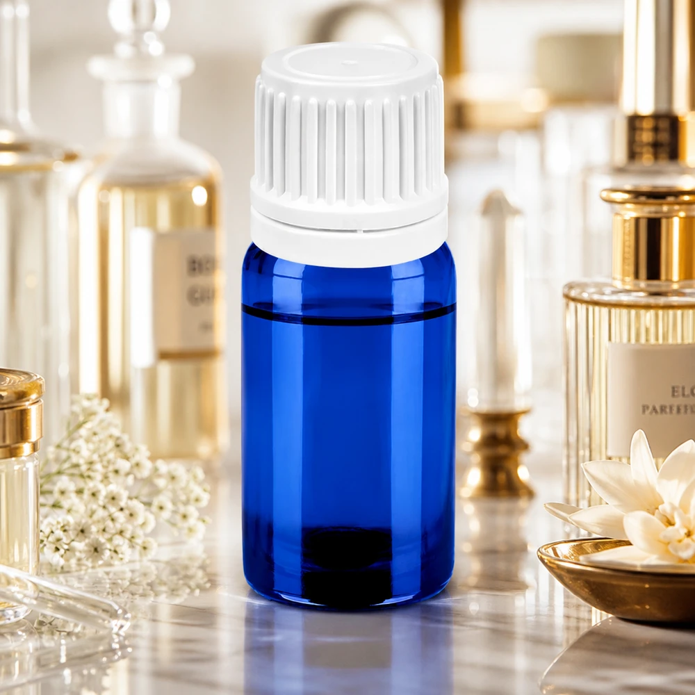 Praktisch blauw glazen flesje van 5 ml met kindveilige witte OV-dop voor huishoudelijk gebruik