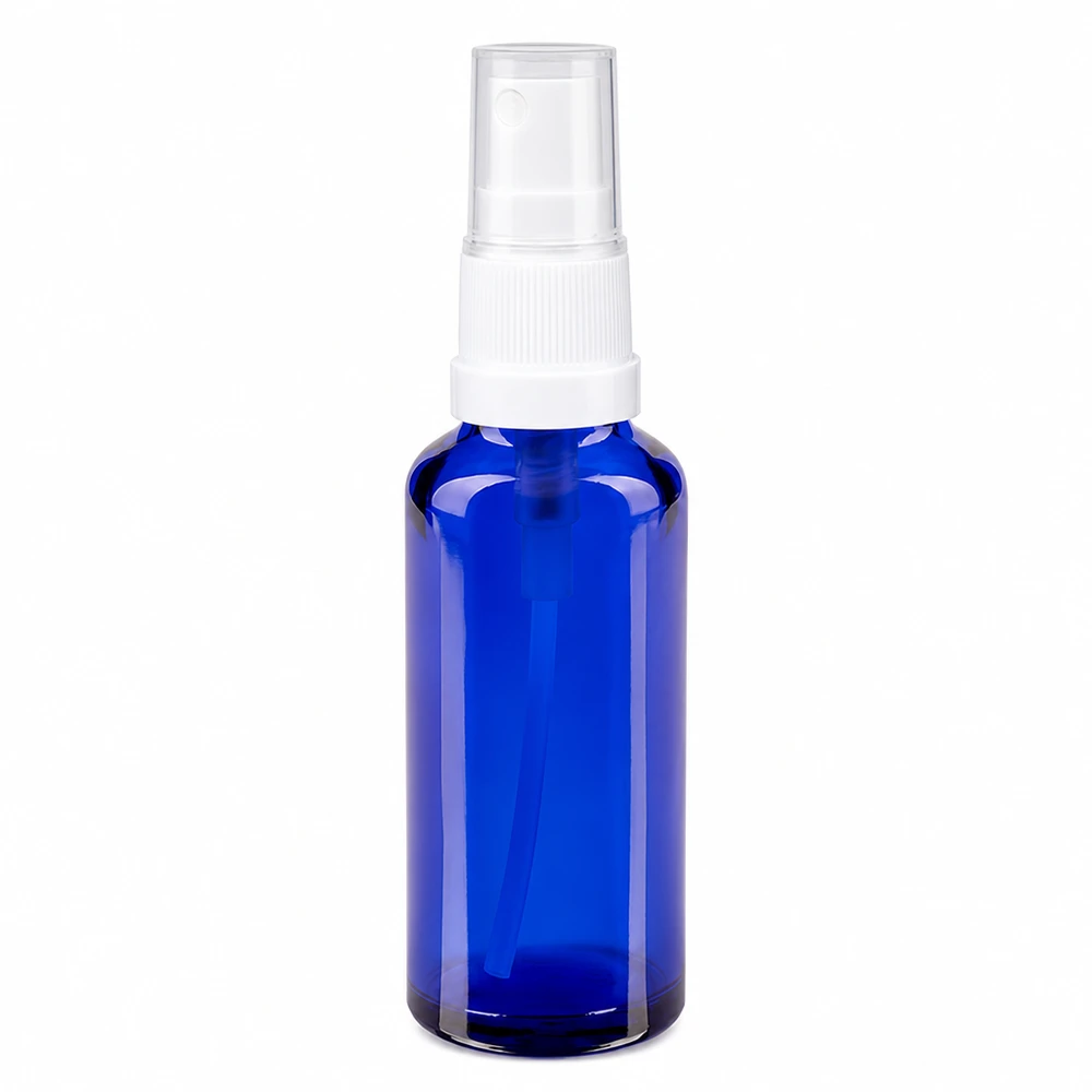 Kobaltblauw apothekersglasflesje van 30 ml met een fijne verstuiver in wit en een doorzichtige dop