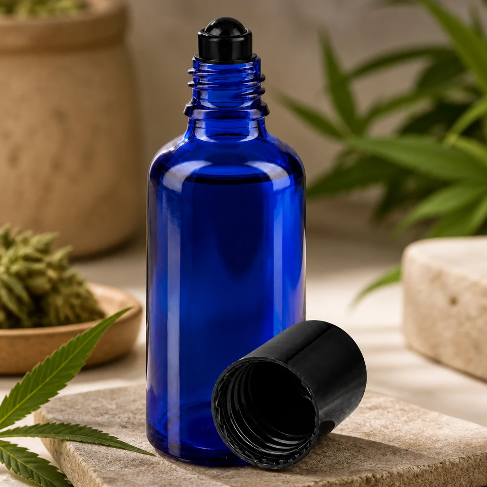 Glas deostick fles blauw 50ml, lege deo roller (Roll On) Roll-on-flesje van hoogwaardig blauw apothekersglas, 50 ml, met zwarte schroefdop (open)