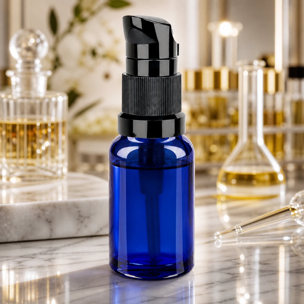 10ml pompflacon met zwarte dop, ideaal voor onderweg BlueLine UT18/10