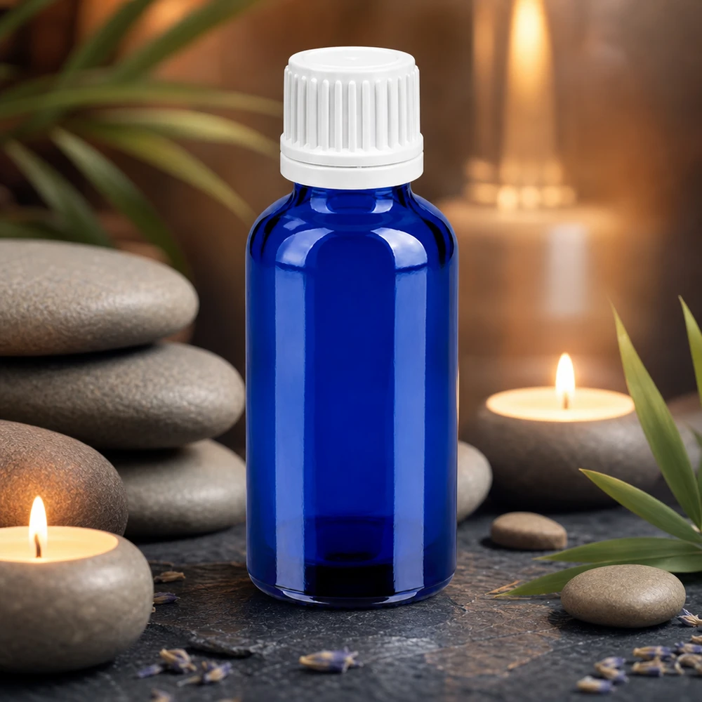 Handig blauw glazen flesje van 30 ml voor het veilig bewaren van lichtgevoelige stoffen
