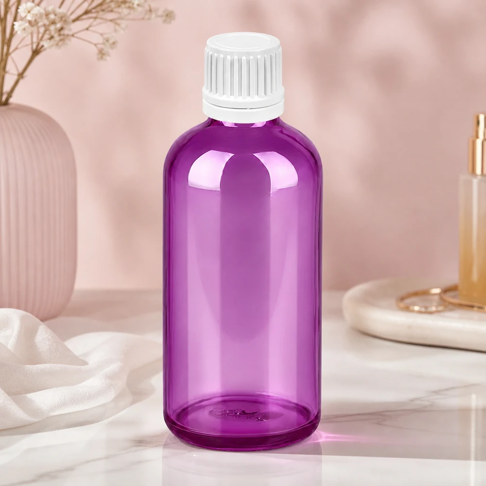 Elegante glazen fles van 100 ml in violet met UV-bescherming en witte kindveilige dop