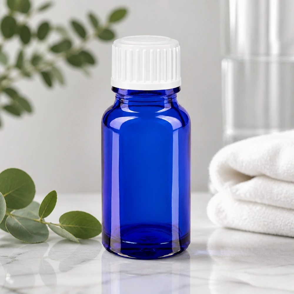 Blauw Apoglas-flesje van 10 ml met een opening van 3 mm voor een nauwkeurige dosering