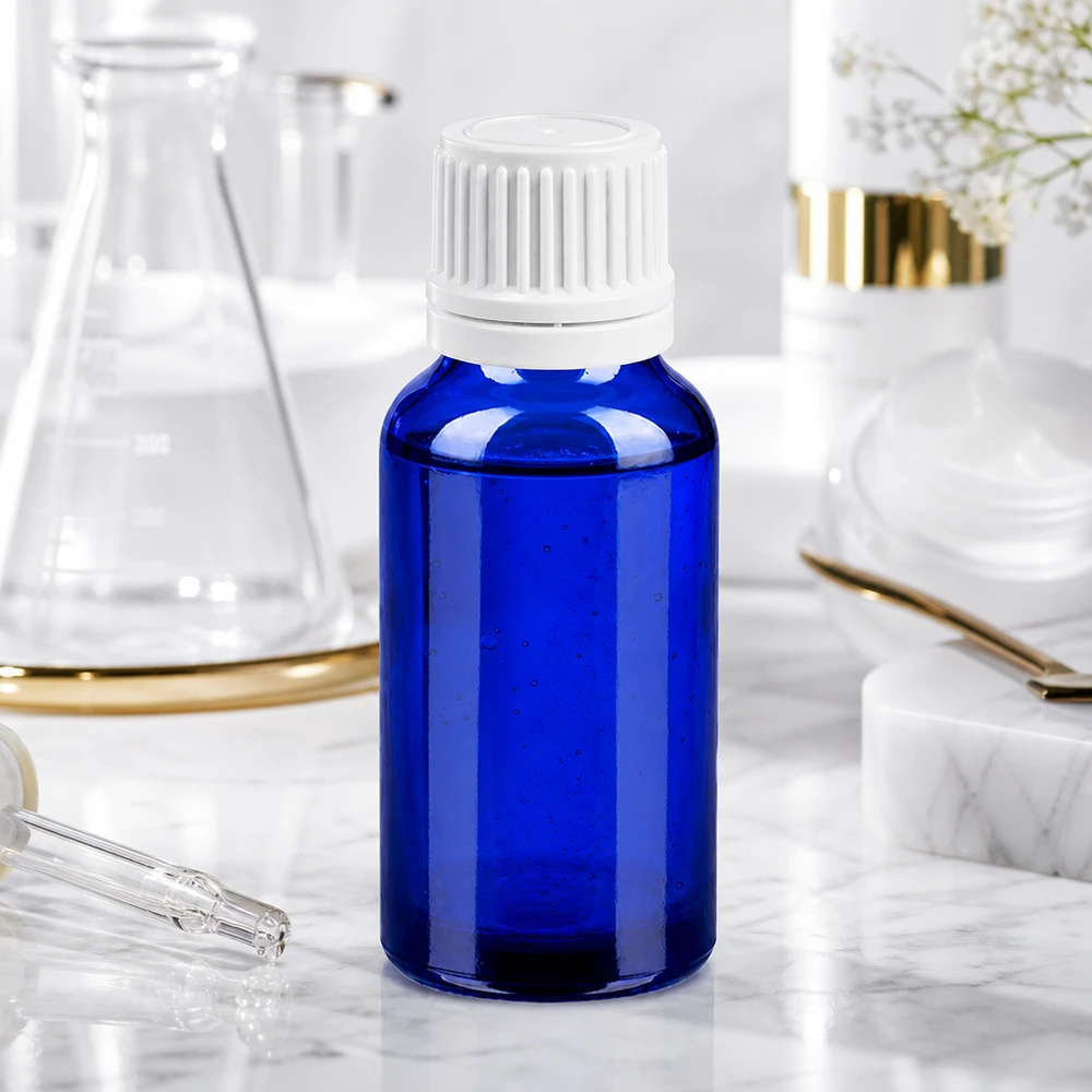 20ml Druppelflesje 0.7mm wit OV BlueLine UT18/20 Hoogwaardig glazen flesje van 20 ml in elegant blauw met kindveilige UT18/20 dop
