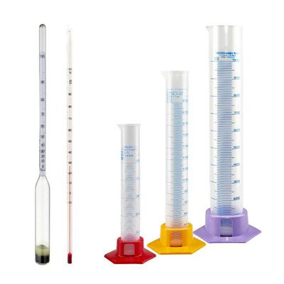 Maatcilinders, thermometers en alcoholmeters